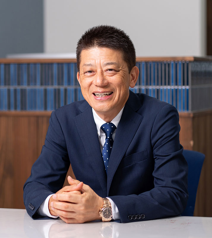 代表取締役 荻野 和彦