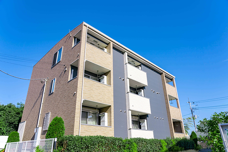 相続予定の一棟アパートを、将来の負担を考えて売却した事例